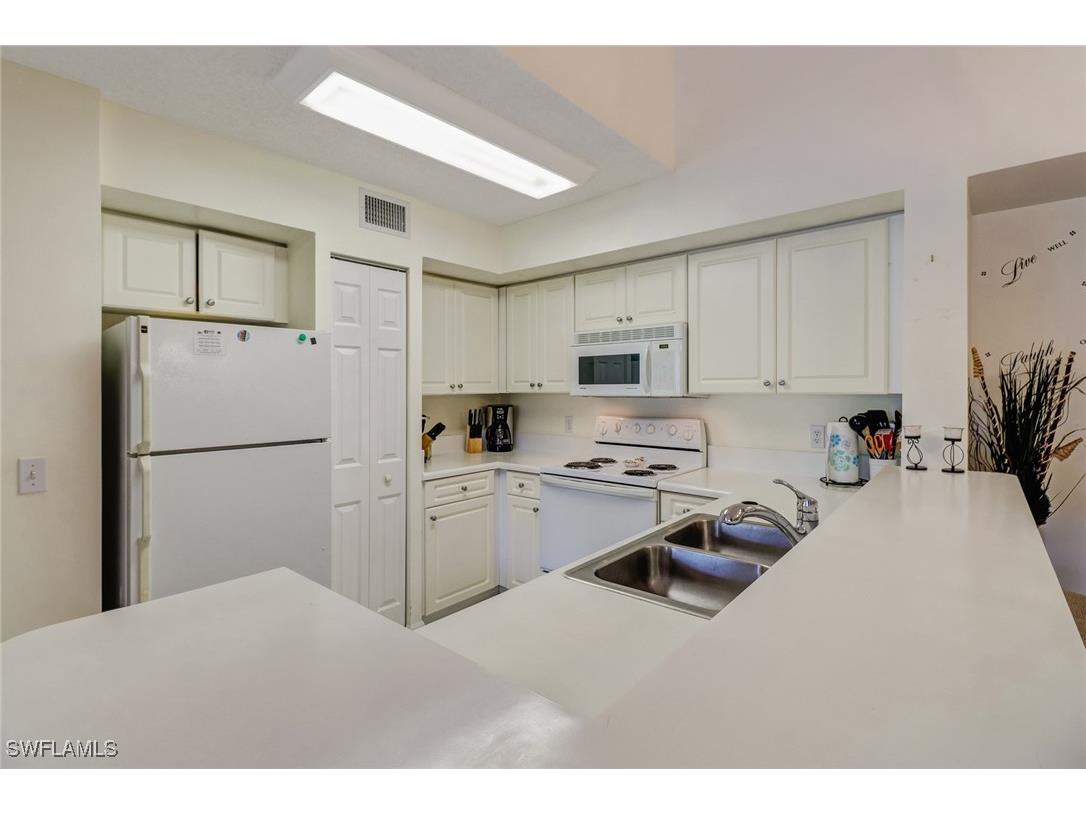 1190 Wildwood Lakes Boulevard #306 Naples FL 34104 225075587 image7