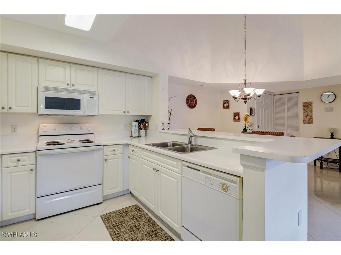 1190 Wildwood Lakes Boulevard #306 Naples FL 34104 225075587 image9