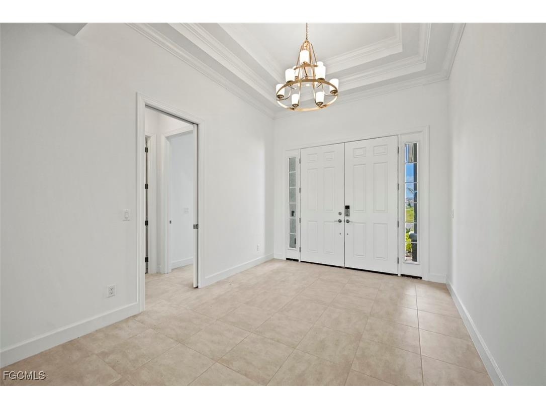 11902 Raggio Drive Fort Myers FL 33913 2025007143 image6