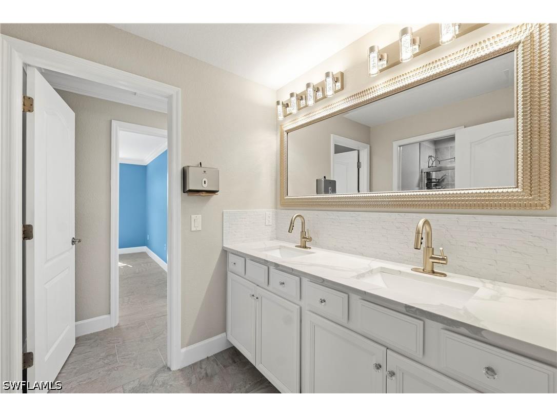 11905 Hickory Estate Circle Fort Myers FL 33913 226023937 image42