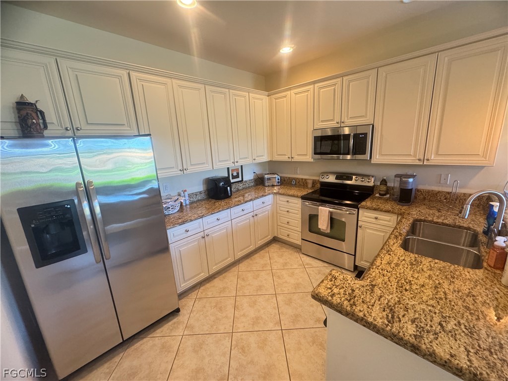 11908 Izarra Way #7003 Fort Myers FL 33912 2026013238 image5