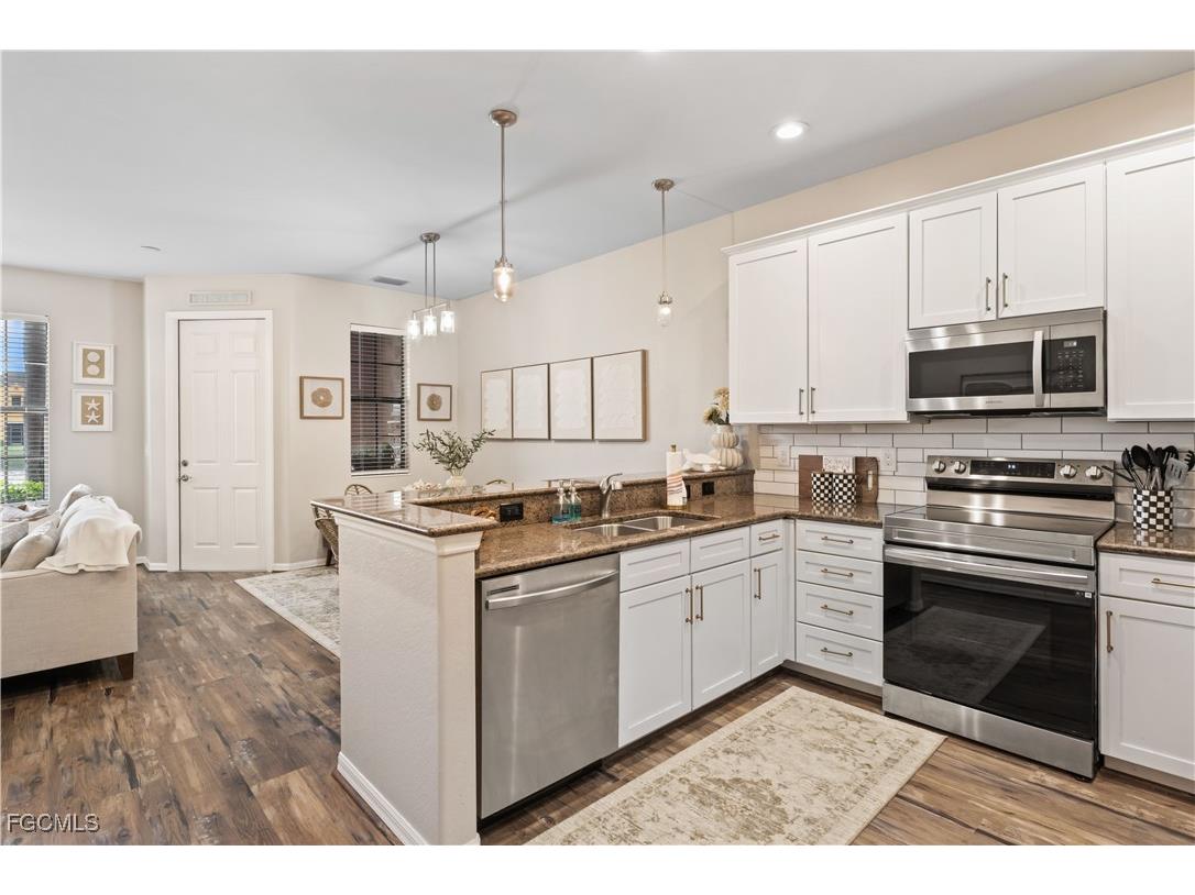 11908 Izarra Way #7005 Fort Myers FL 33912 2025024483 image10