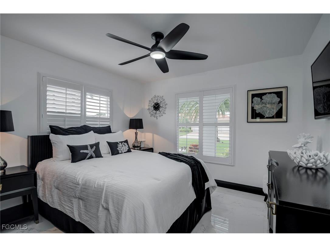 11908 King James Court Cape Coral FL 33991 2025013911 image16