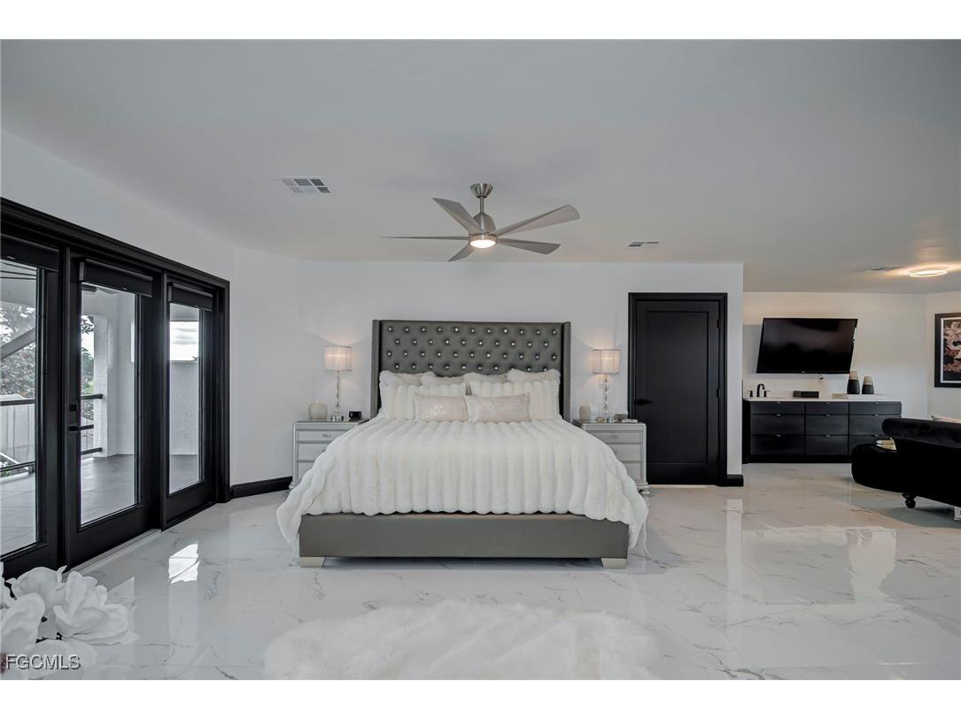 11908 King James Court Cape Coral FL 33991 2025013911 image20