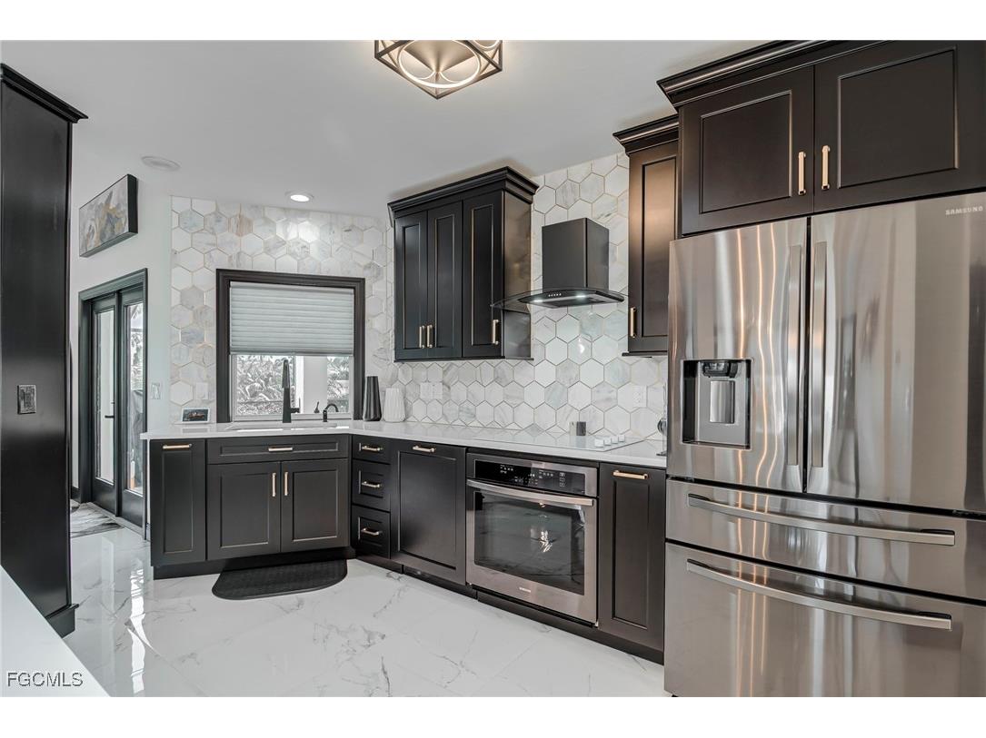 11908 King James Court Cape Coral FL 33991 2025013911 image8