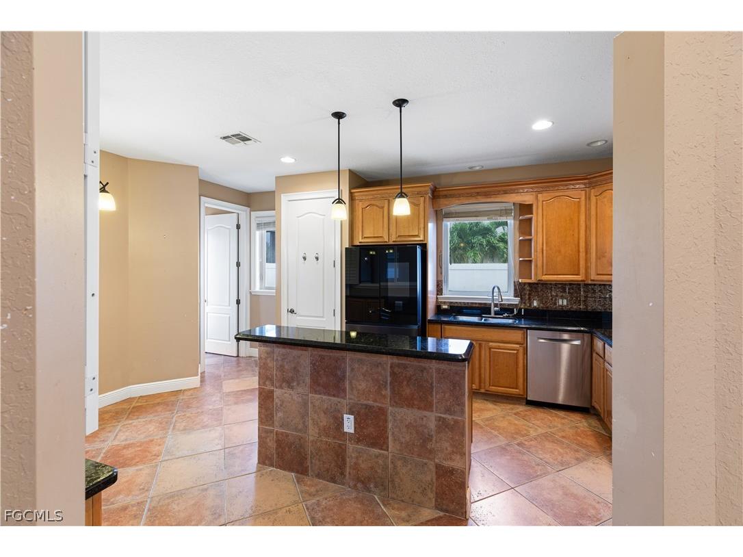 11913 Princess Grace Court Cape Coral FL 33991 2026012370 image2