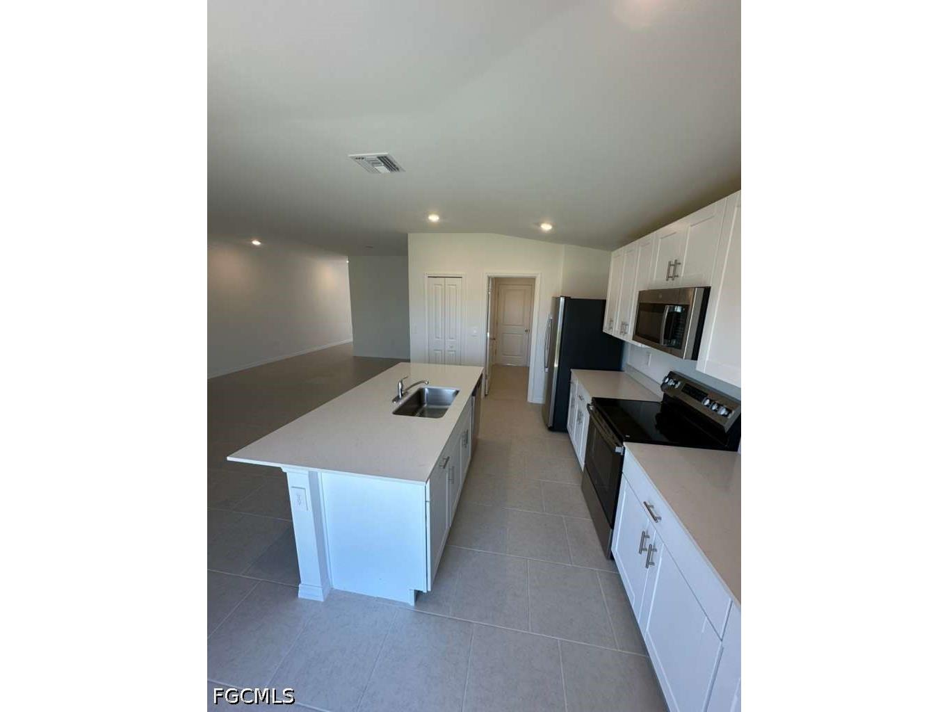 11918 Savanna Lakes Boulevard Lehigh Acres FL 33974 2026019783 image10