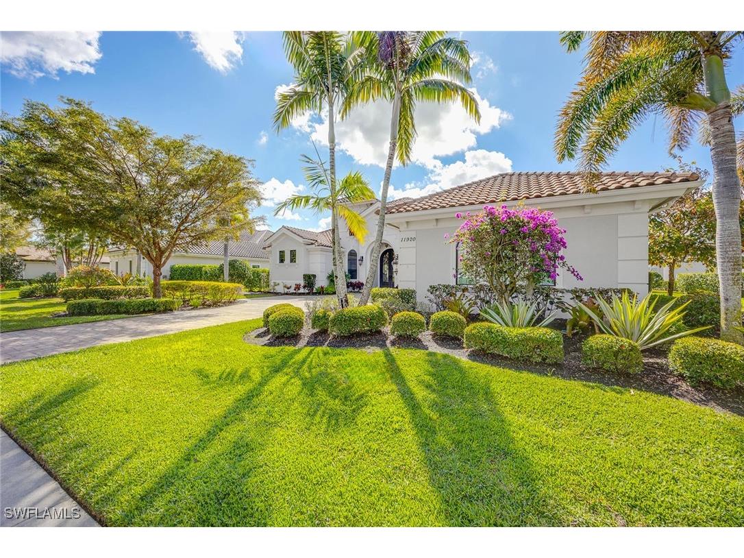 11920 Hedgestone Court Naples FL 34120 225067331 image4