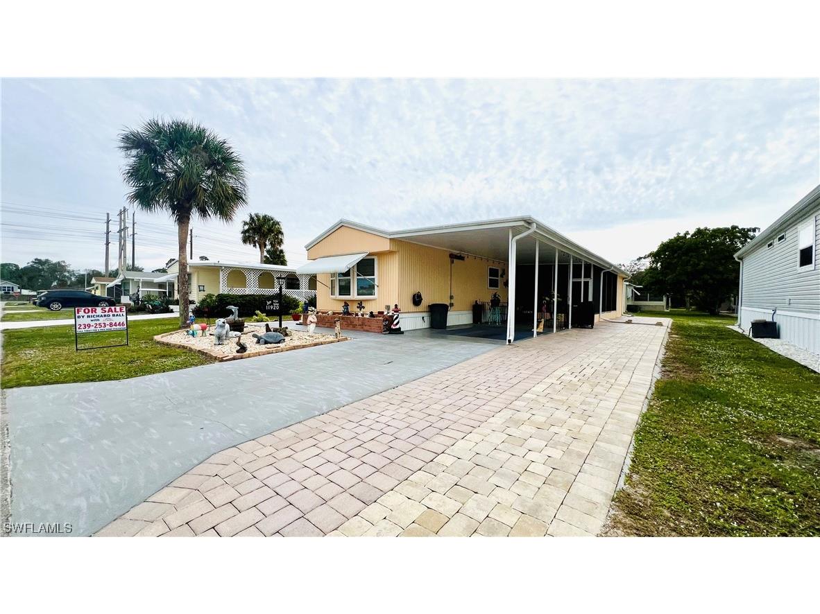 11920 Yellowstone Drive Bonita Springs FL 34135 224002873 image1