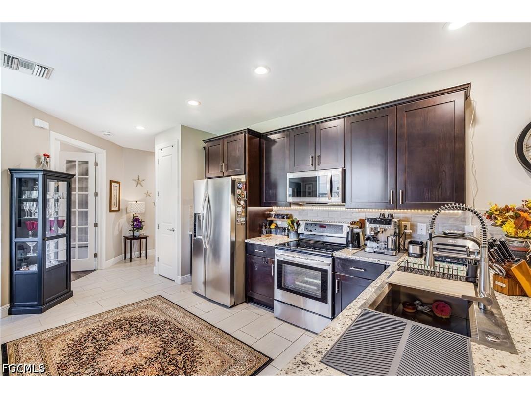 11921 Grosseto Court Fort Myers FL 33913 2026017556 image10