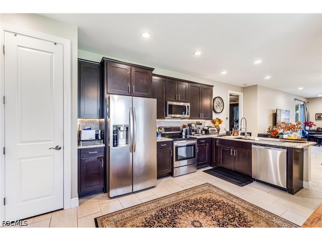 11921 Grosseto Court Fort Myers FL 33913 2026017556 image7