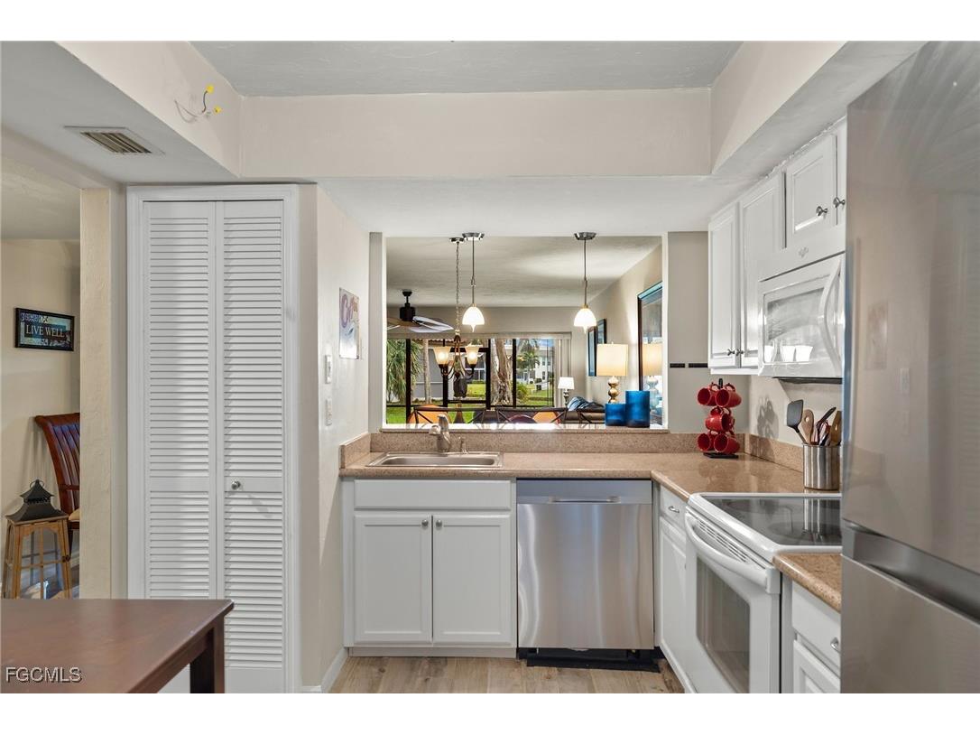11921 Seabreeze Cove Lane #107 Fort Myers FL 33908 2026000452 image13