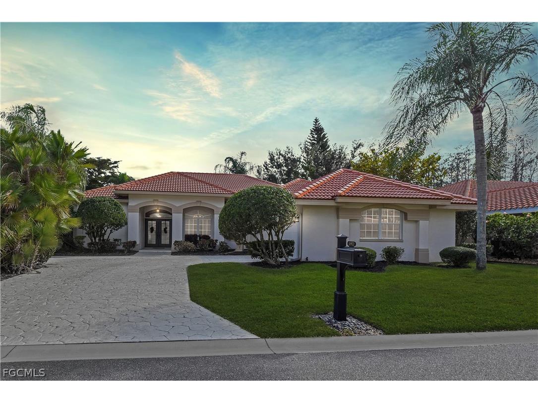 11922 Cypress Links Drive Fort Myers FL 33913 2026007947 image1