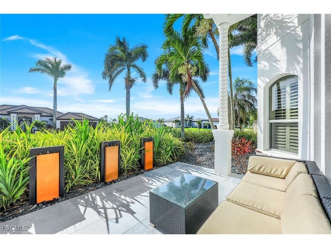 11929 Princess Grace Court Cape Coral FL 33991 2025001102 image8