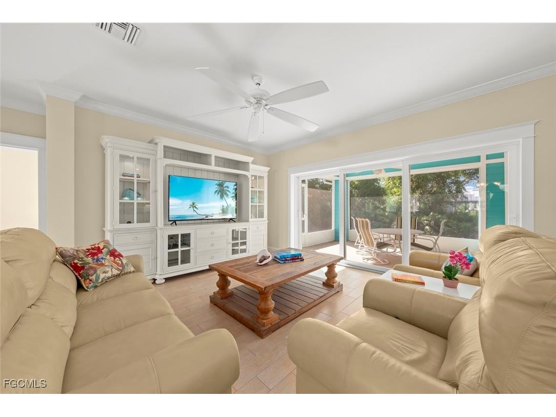 11931 Oakland Drive Bokeelia FL 33922 2025022814 image5