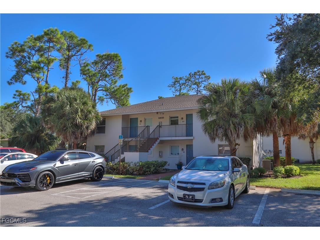 11931 Palm Bay Court #201 Bonita Springs FL 34135 2025015858 image1