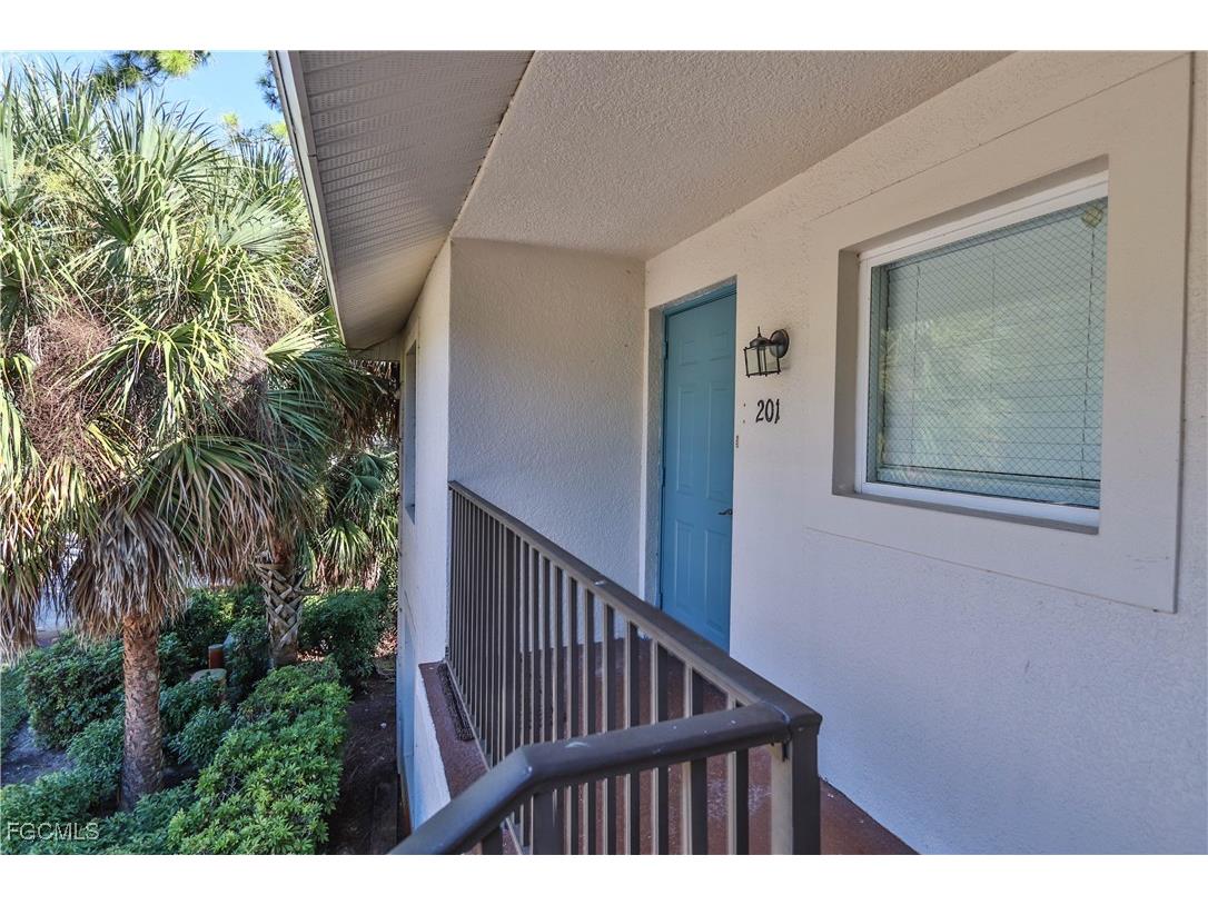 11931 Palm Bay Court #201 Bonita Springs FL 34135 2025015858 image2