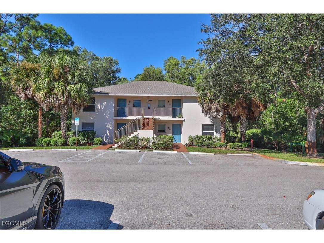 11931 Palm Bay Court #201 Bonita Springs FL 34135 2025015858 image3