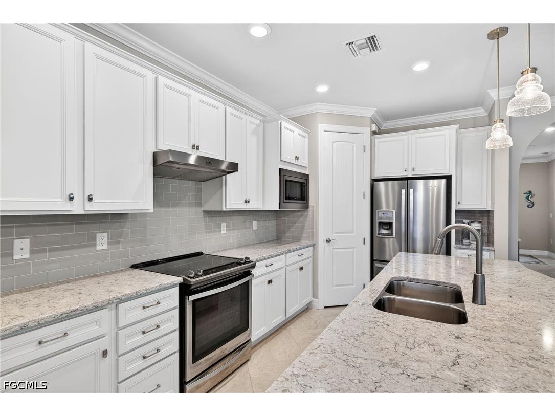 11932 Bourke Place Fort Myers FL 33913 2026015089 image7