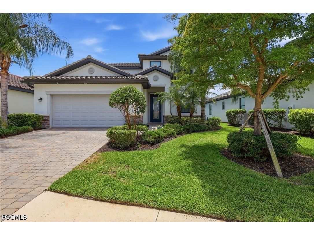 11937 Silver Cobblestone Way Fort Myers FL 33913 2026020760 image2