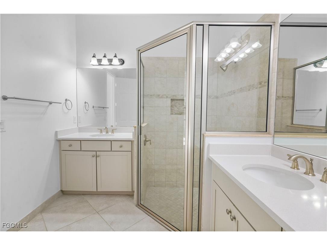 11944 Five Waters Circle Fort Myers FL 33913 2025013374 image17