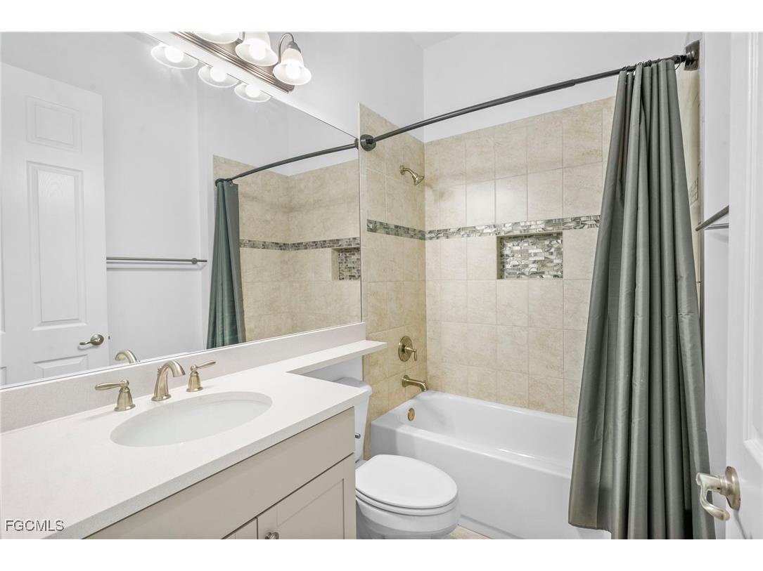 11944 Five Waters Circle Fort Myers FL 33913 2025013374 image20