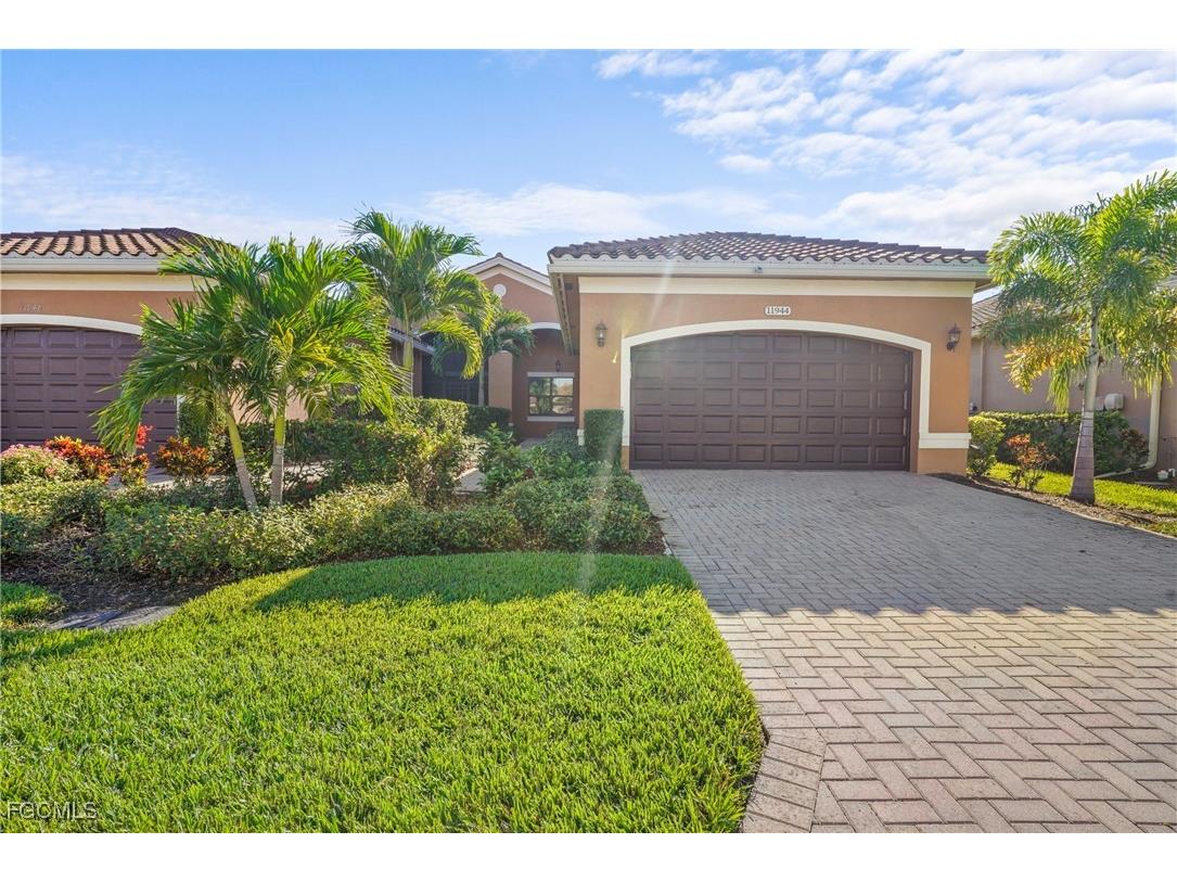 11944 Five Waters Circle Fort Myers FL 33913 2025013374 image3