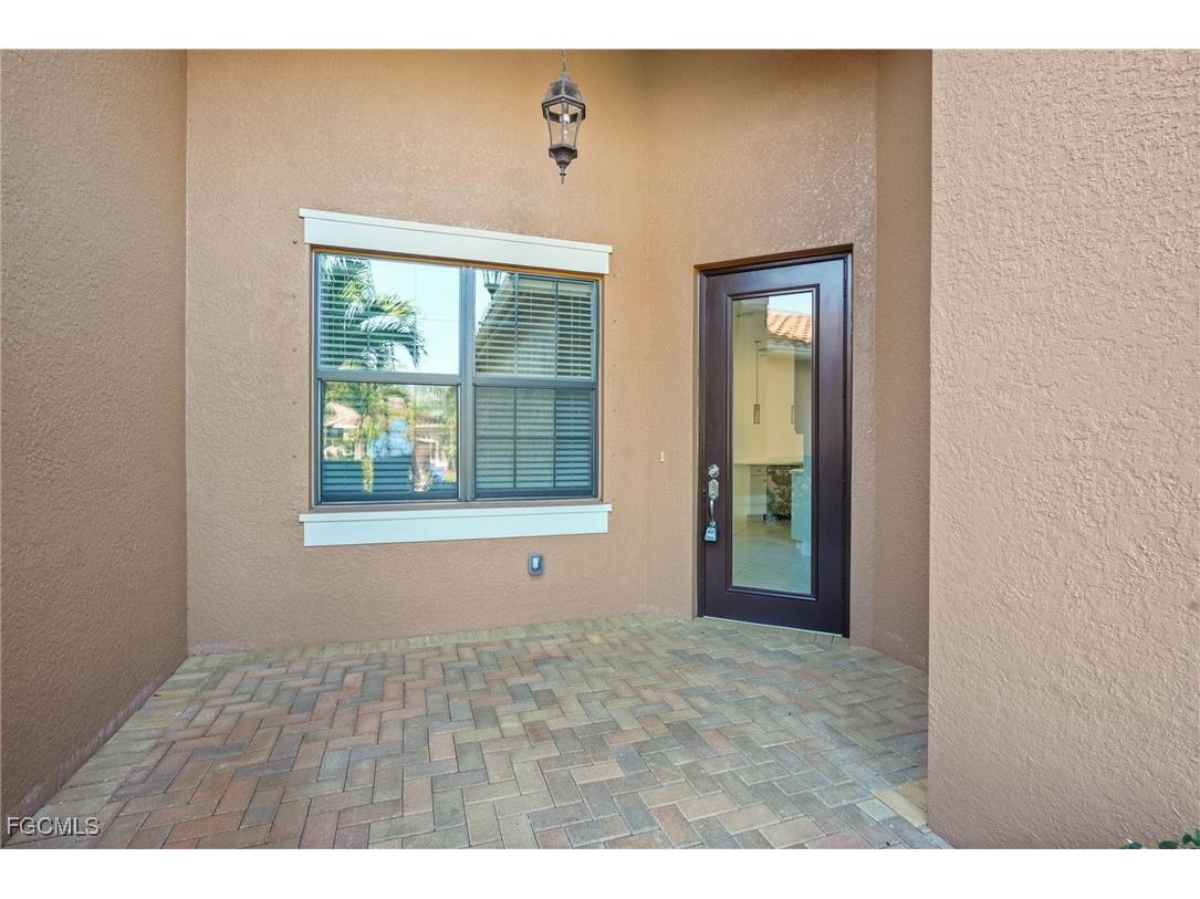 11944 Five Waters Circle Fort Myers FL 33913 2025013374 image4