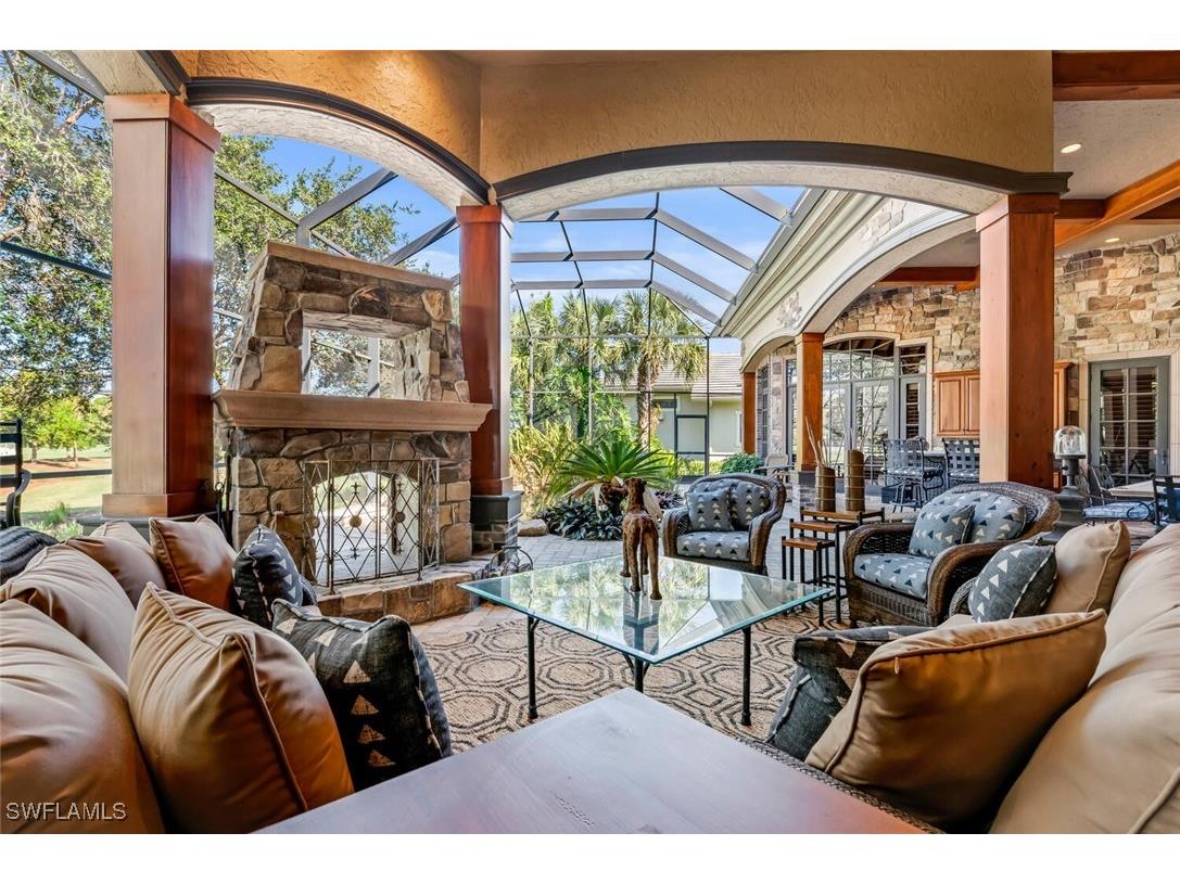 11947 Hedgestone Court Naples FL 34120 224092311 image1