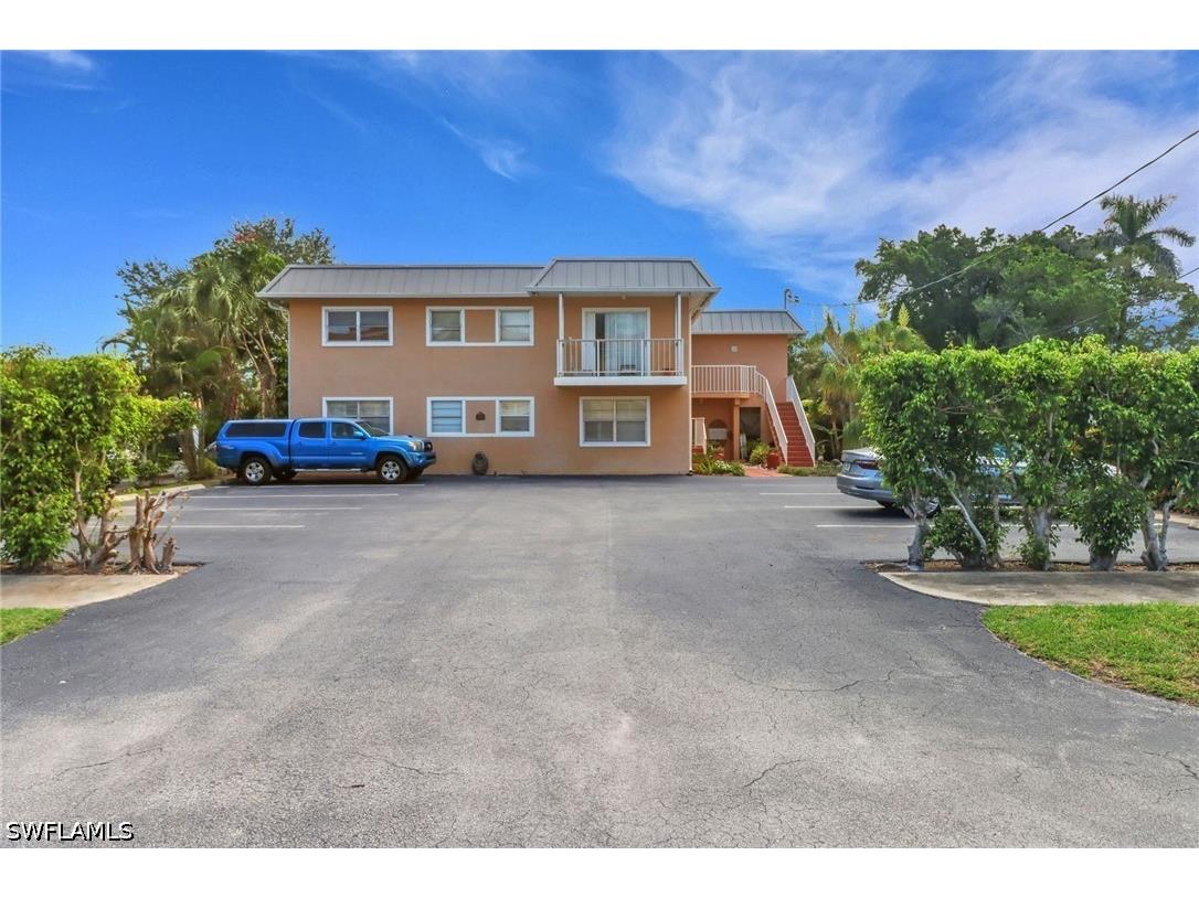 1195 Clam Court #202 Naples FL 34102 226012606 image2