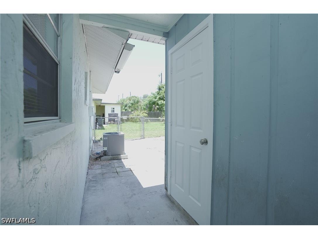 1195 S Alhambra Circle Naples FL 34103 226015919 image27