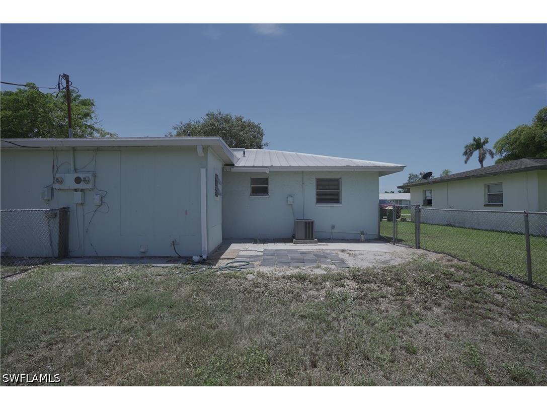 1195 S Alhambra Circle Naples FL 34103 226015919 image32