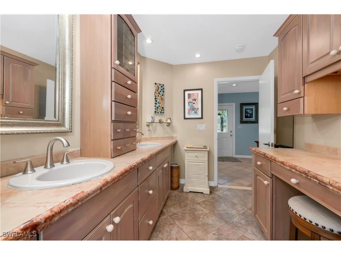 1195 Windswept Avenue Naples FL 34109 225042257 image16