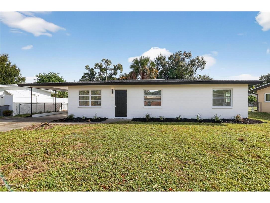 1196 Pine Lake Drive Cape Coral FL 33909 225083348 image1