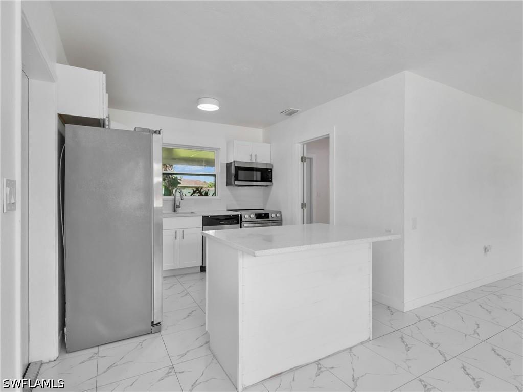 1196 Pine Lake Drive Cape Coral FL 33909 226026913 image10