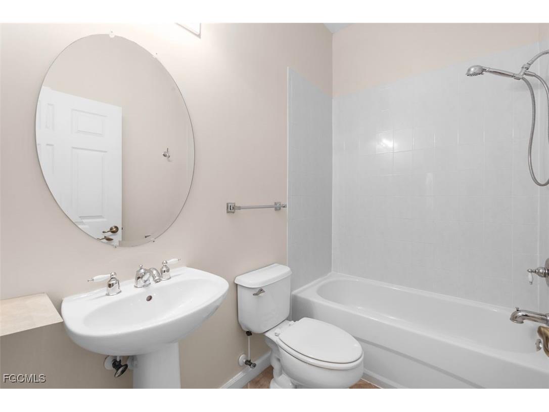 11970 Bramble Cove Drive Fort Myers FL 33905 2025020587 image17