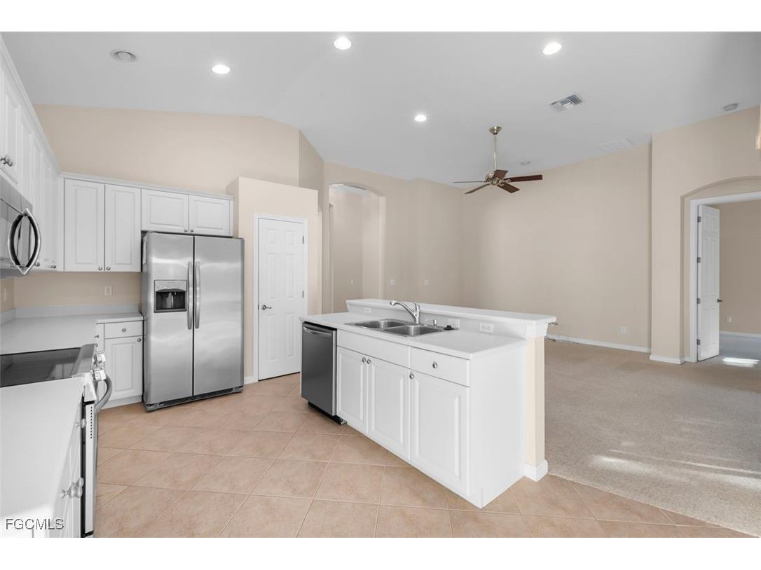 11970 Bramble Cove Drive Fort Myers FL 33905 2025020587 image9