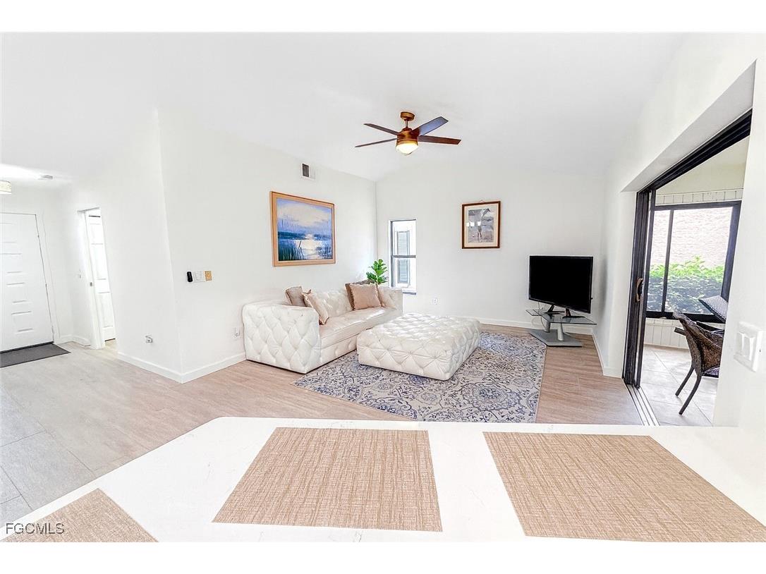 11971 Caravel Circle Fort Myers FL 33908 2025011366 image5