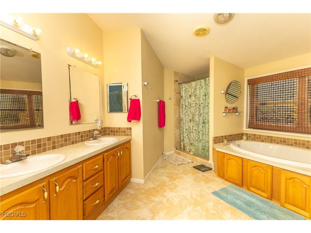 1198 Silver Fox Lane Labelle FL 33935 2025022669 image9