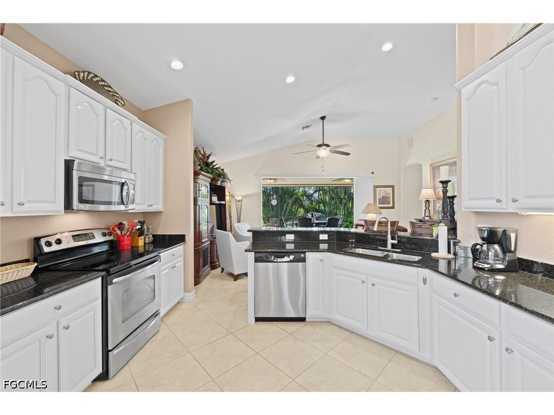 11980 Avalon Preserve Boulevard Fort Myers FL 33908 2026028985 image8
