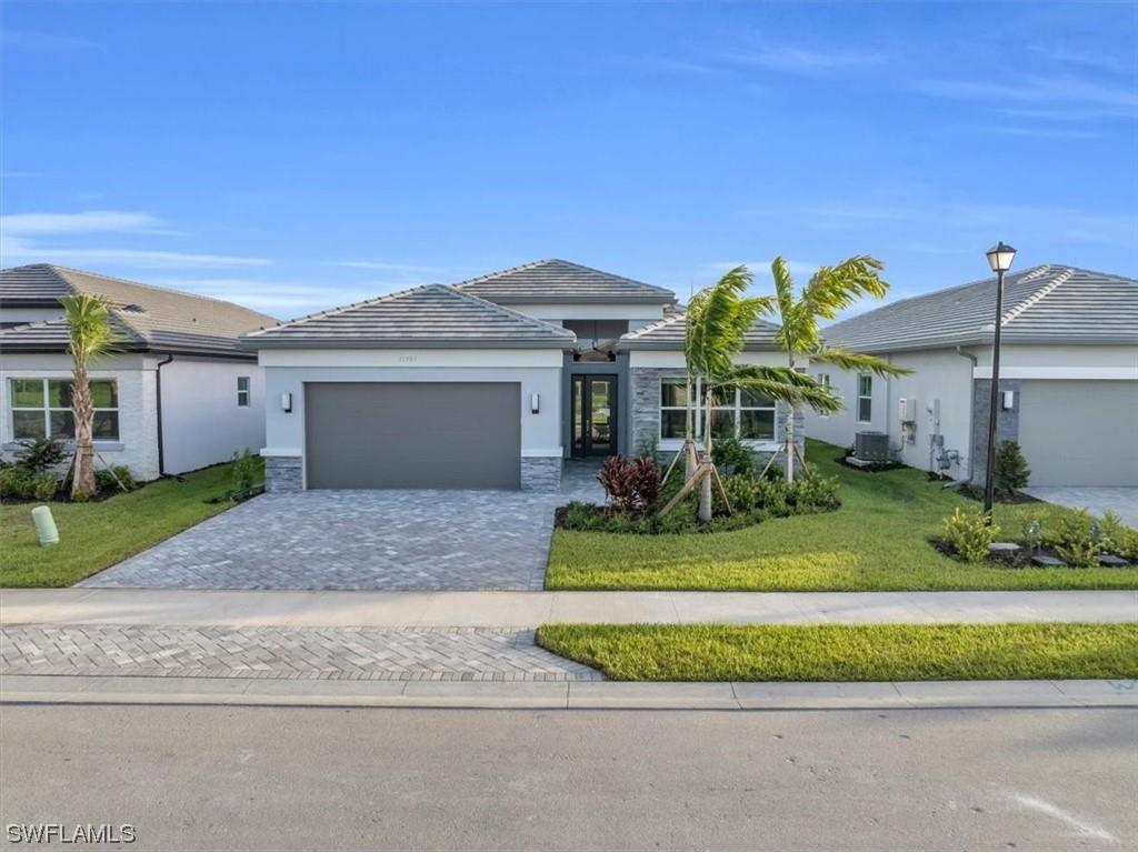 11981 Gardenia Avenue Naples FL 34120 223061302 image1