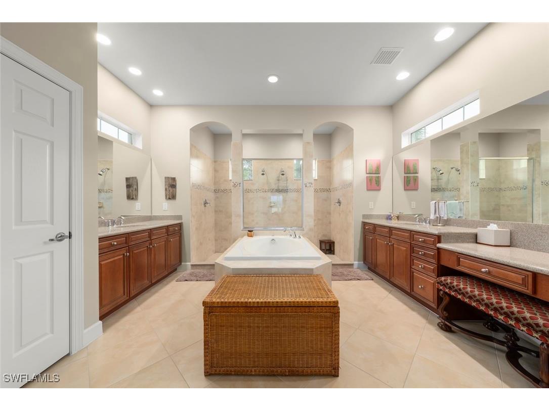 11982 Heather Woods Court Naples FL 34120 226001857 image5