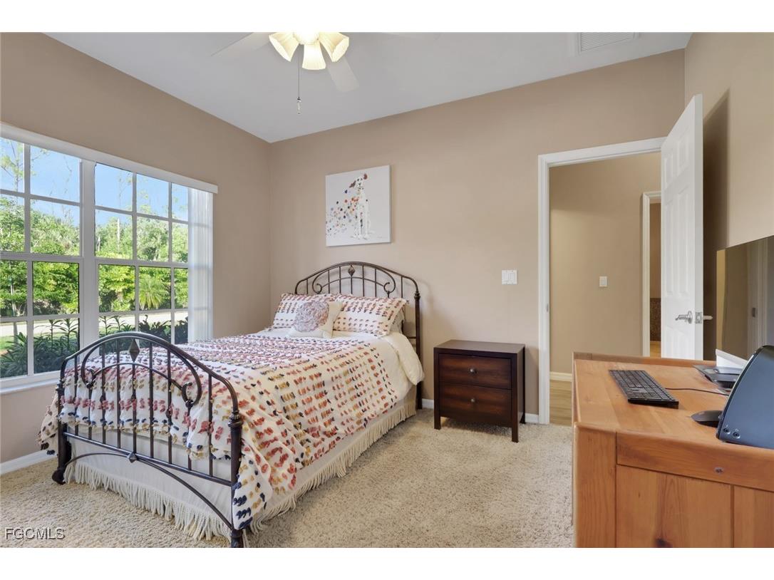 11982 Royal Tee Circle Cape Coral FL 33991 2025024301 image21