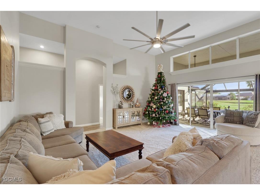 11982 Royal Tee Circle Cape Coral FL 33991 2025024301 image3