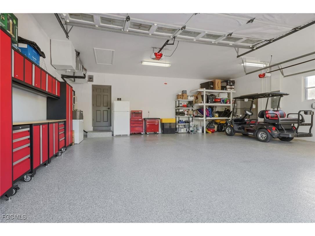 11982 Royal Tee Circle Cape Coral FL 33991 2025024301 image33