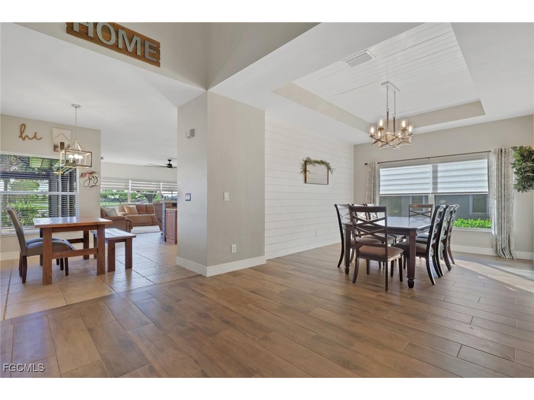 11982 Royal Tee Circle Cape Coral FL 33991 2025024301 image6
