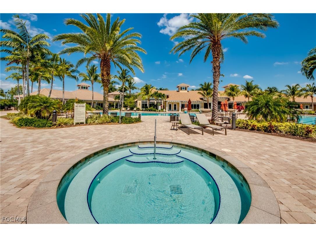 11986 Westmoreland Way Fort Myers FL 33913 2026011215 image40