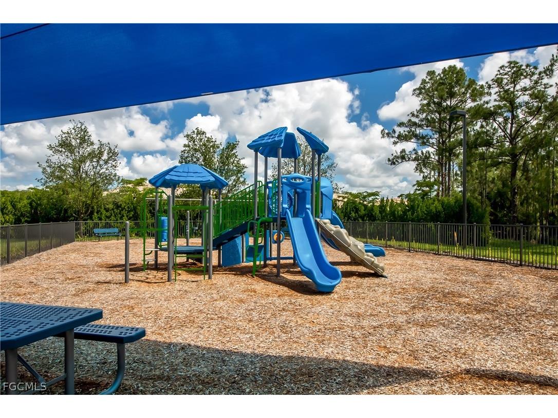 11986 Westmoreland Way Fort Myers FL 33913 2026011215 image50