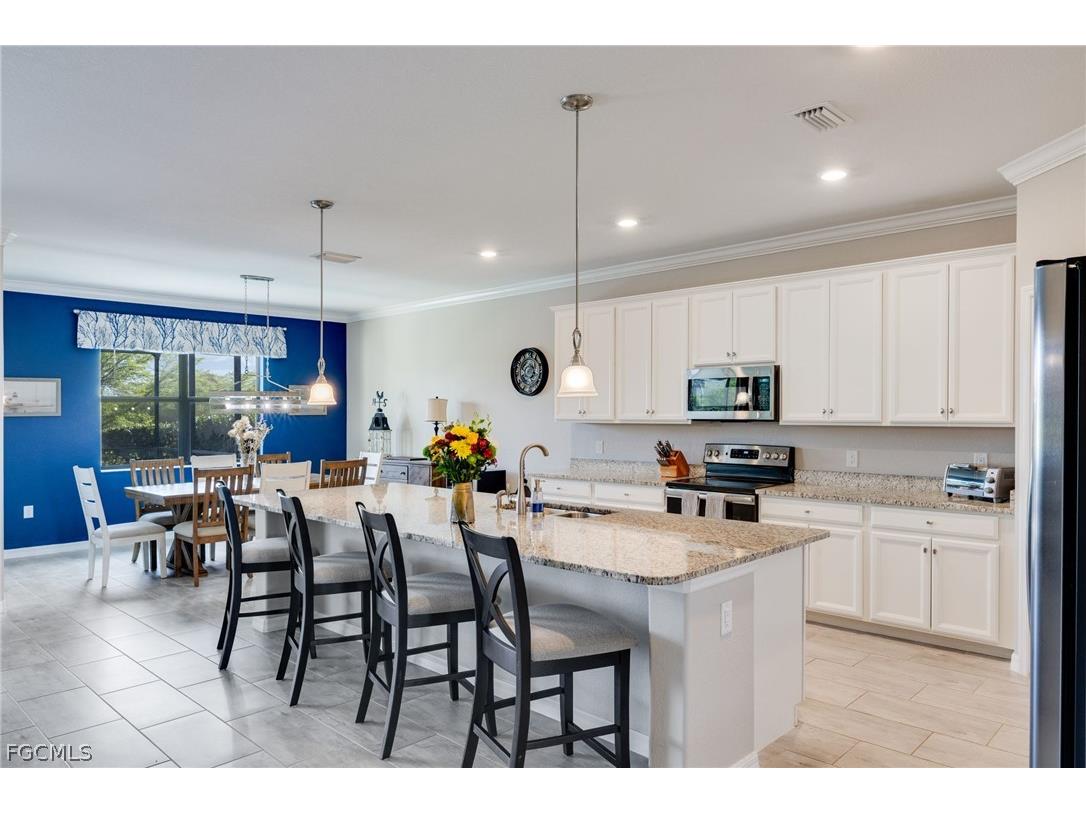 11999 Bay Oak Drive Fort Myers FL 33913 2026011838 image3