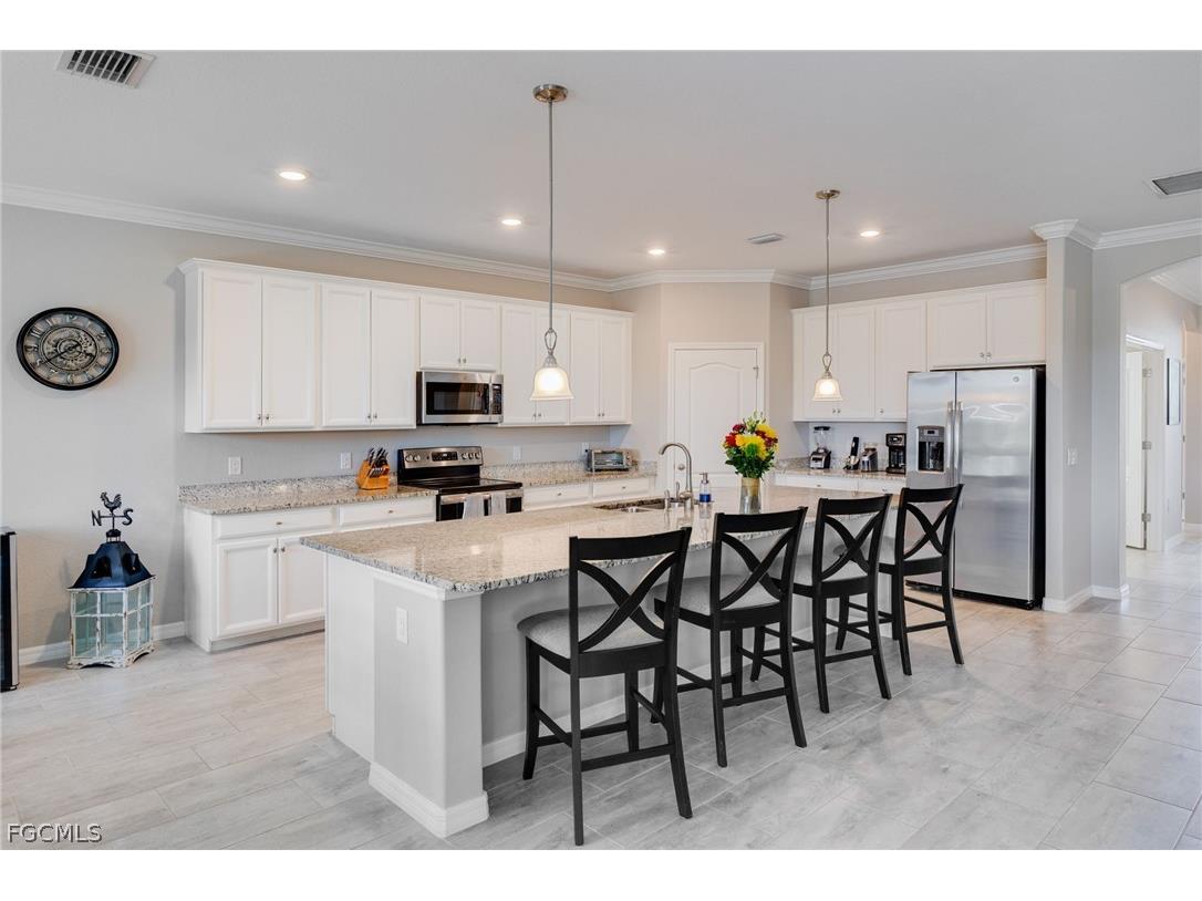 11999 Bay Oak Drive Fort Myers FL 33913 2026011838 image8